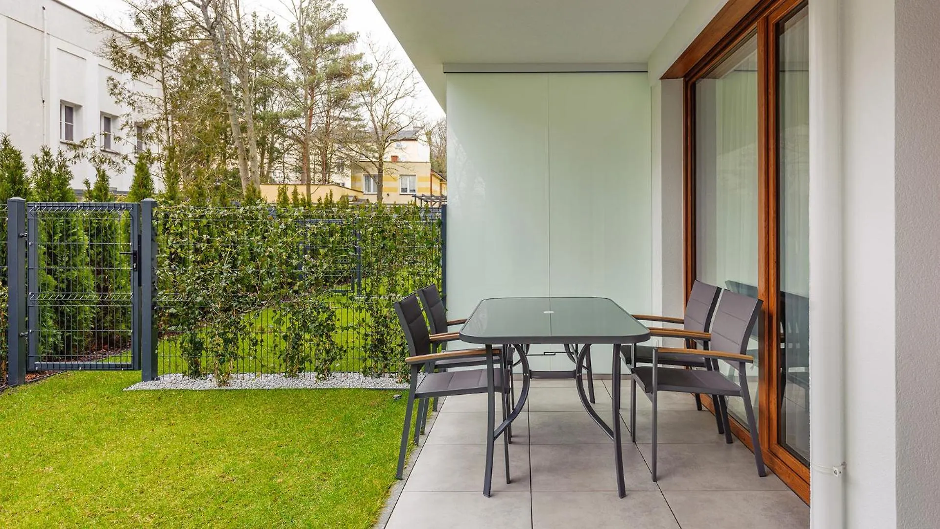 Six&Six Garden Whiteblue Apartment Kolobrzeg